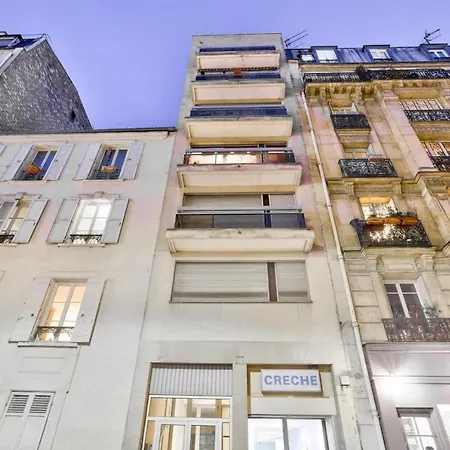 Apartment Cozy Studio With Small Balcony For 2 In Montmartre Paris